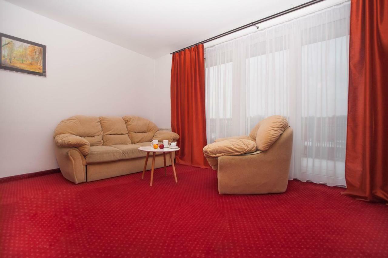 West Plaza Ustka Hotel Esterno foto